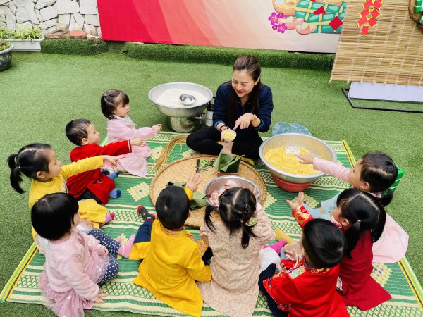 Sôi nổi các hoạt động trải nghiệm tại sự kiện Màu của Tết