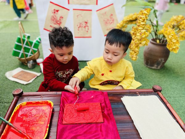 Sôi nổi các hoạt động trải nghiệm tại sự kiện Màu của Tết