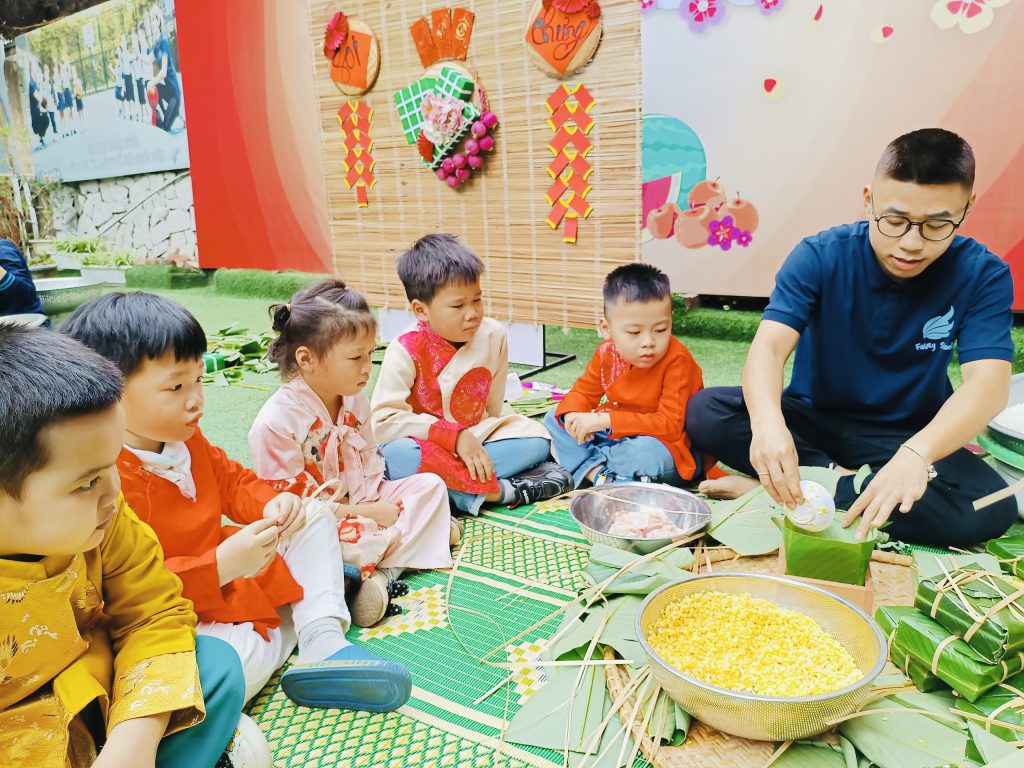 Sôi nổi các hoạt động trải nghiệm tại sự kiện Màu của Tết