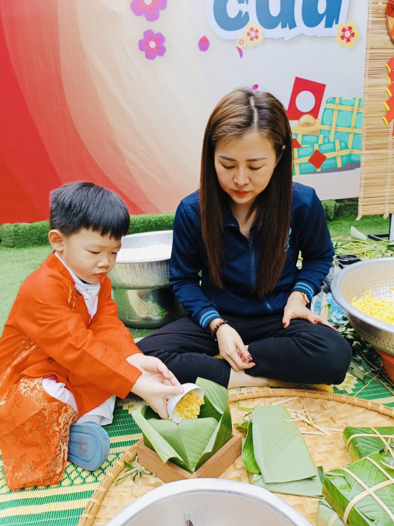 Sôi nổi các hoạt động trải nghiệm tại sự kiện Màu của Tết