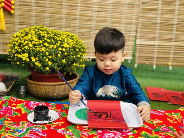 Sôi nổi các hoạt động trải nghiệm tại sự kiện Màu của Tết