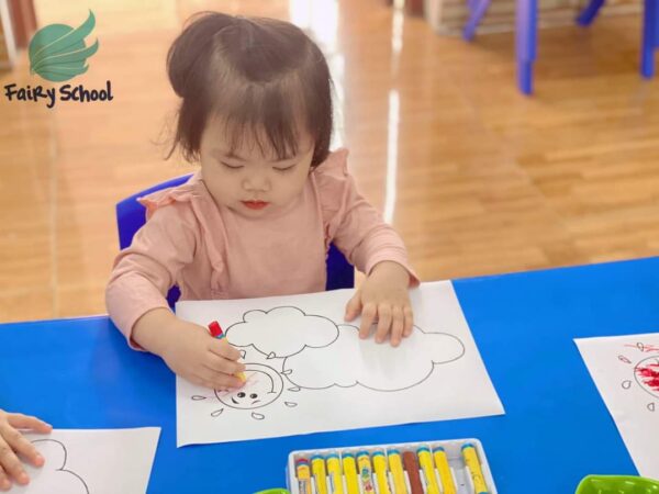 Tiết học tạo hình tại 3T Edu: Tạo hình nghệ thuật cho những đám mây đáng yêu