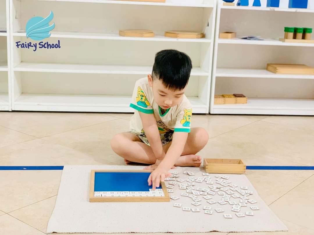 Hoạt động Montessori của các bạn nhỏ 3T Edu