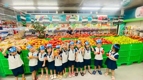 Bé đi siêu thị, trải nghiệm điều hay, sử dụng tiền hiệu quả