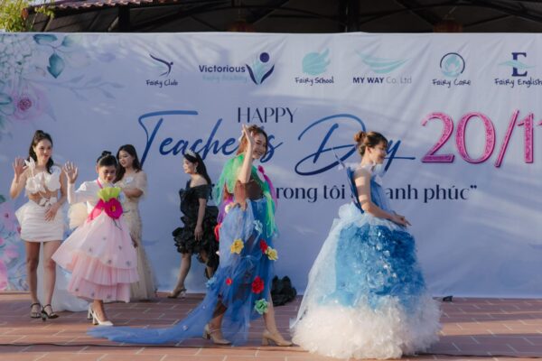 Gala kỷ niệm ngày Nhà Giáo Việt Nam 20/11 - "3T EDU trong tôi là hạnh phúc"