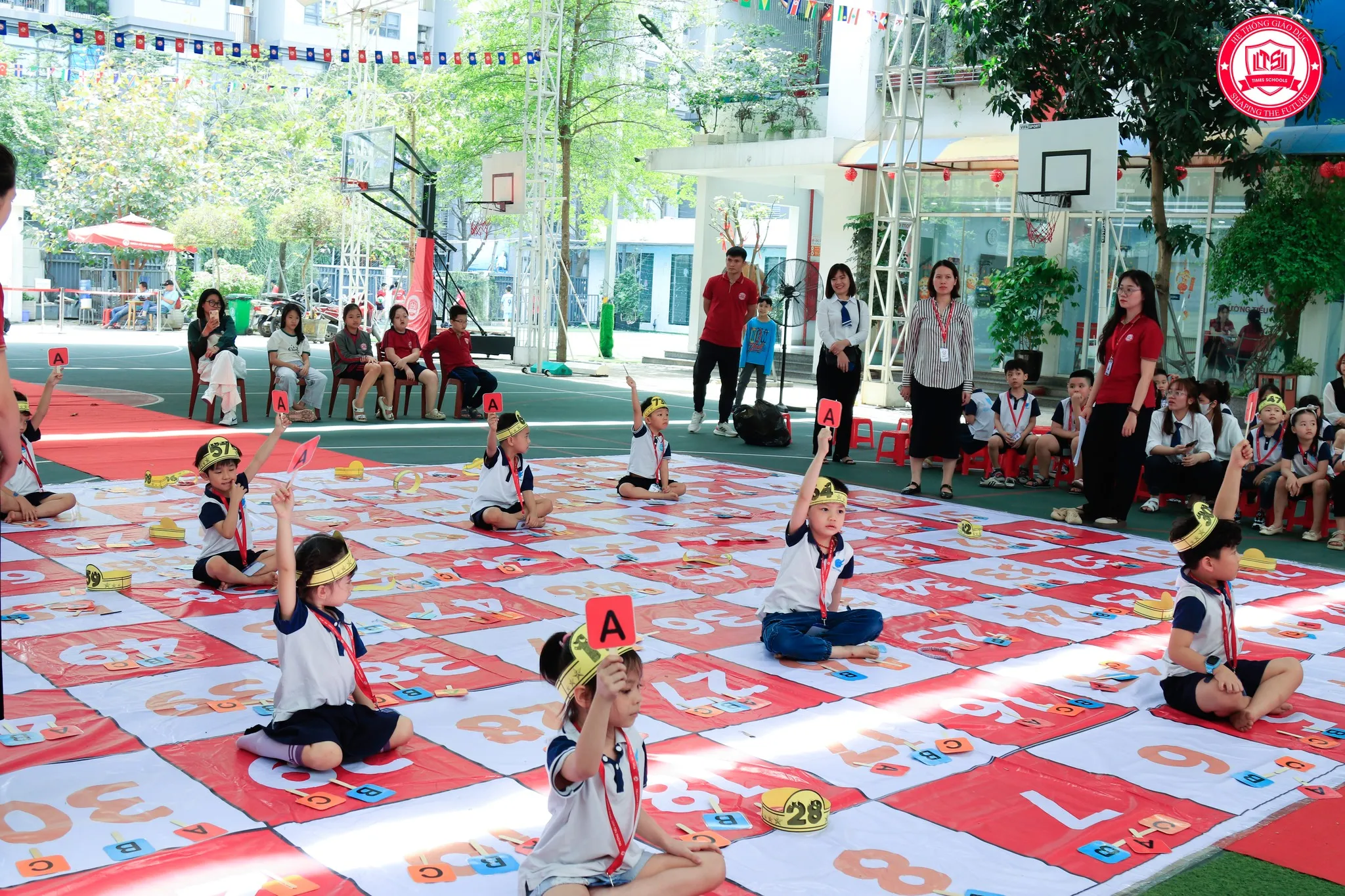 3T Edu Rực Rỡ Tỏa Sáng Tại Cuộc Thi Rung Chuông Vàng Song Ngữ 2025