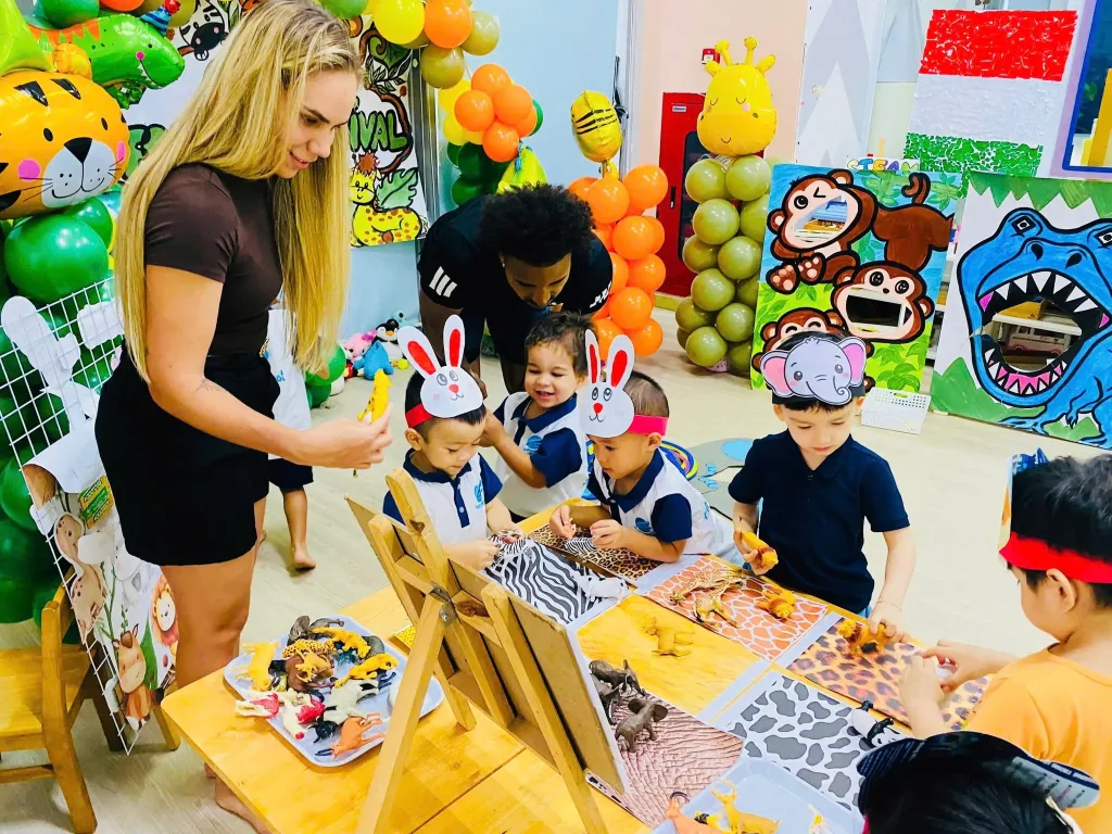 Mùa Hè Rực Rỡ Tại 3T Edu – Hành Trình Trải Nghiệm Đa Sắc Màu Cho Trẻ