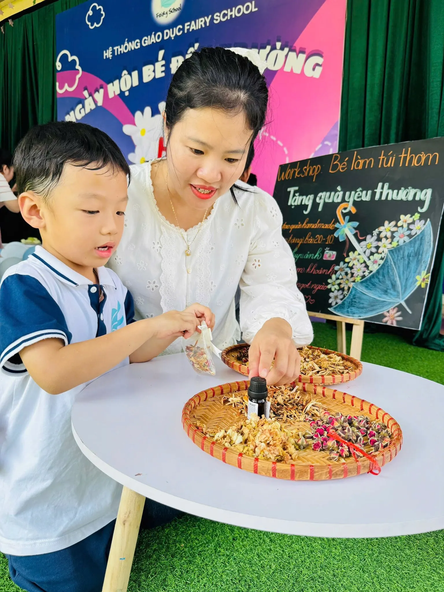 Ngày 20/10 rộn ràng yêu thương tại 3T Edu – Khi con học cách yêu và trân trọng