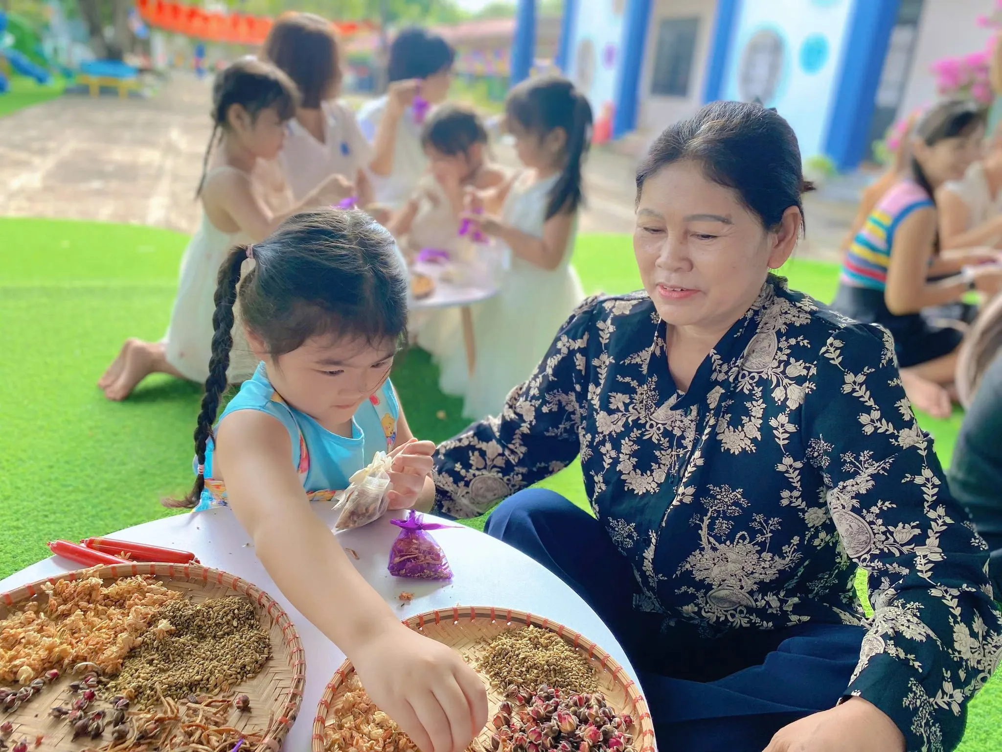 Ngày 20/10 rộn ràng yêu thương tại 3T Edu – Khi con học cách yêu và trân trọng