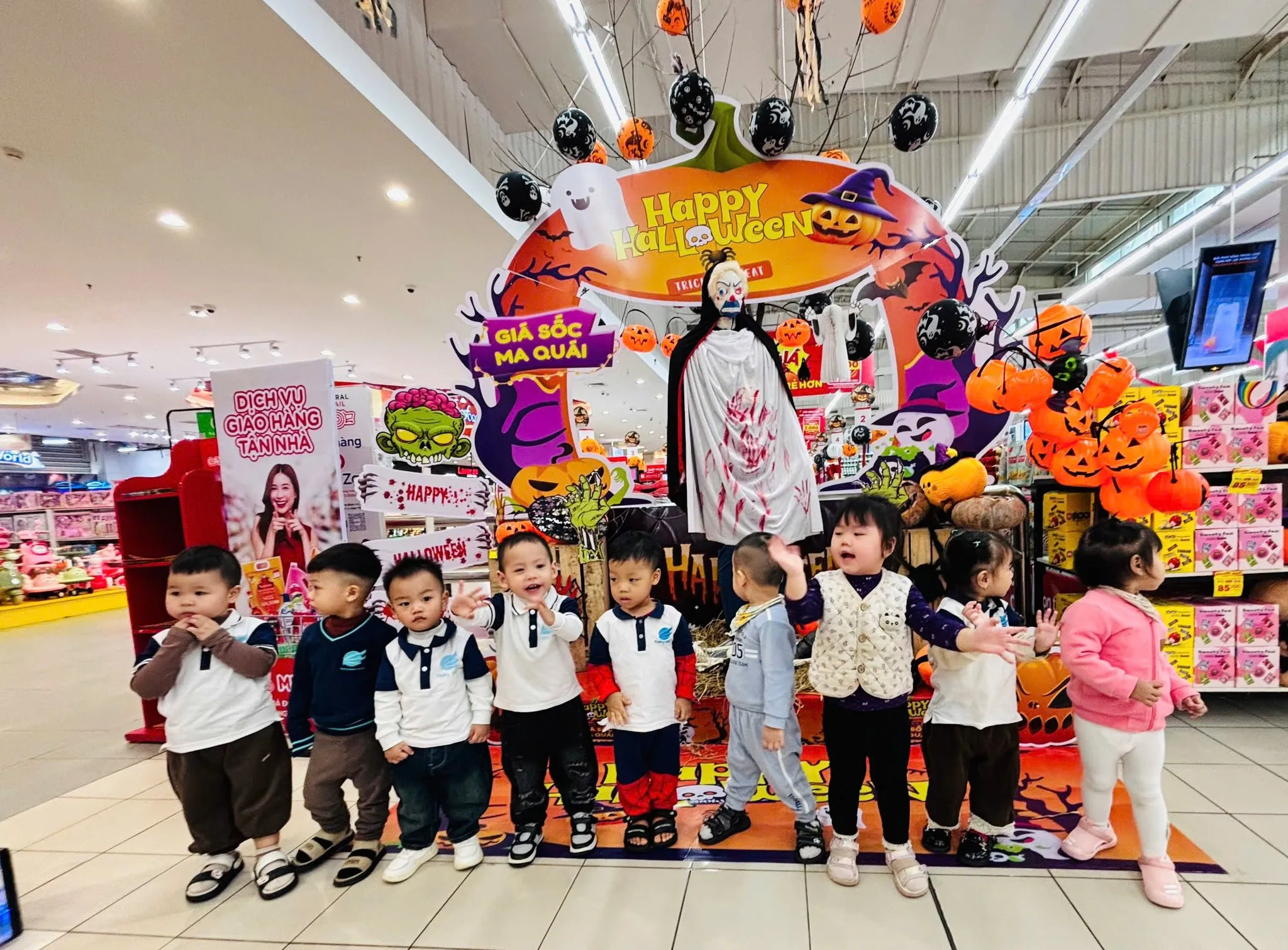 Halloween diệu kỳ của những phù thủy nhí 3T Edu Ảnh 1