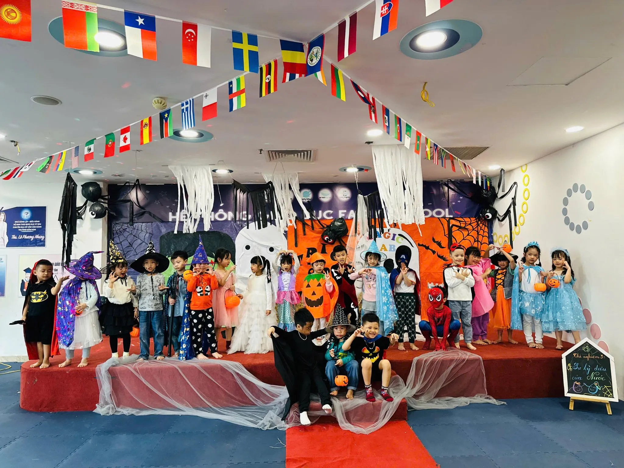 Halloween diệu kỳ của những phù thủy nhí 3T Edu